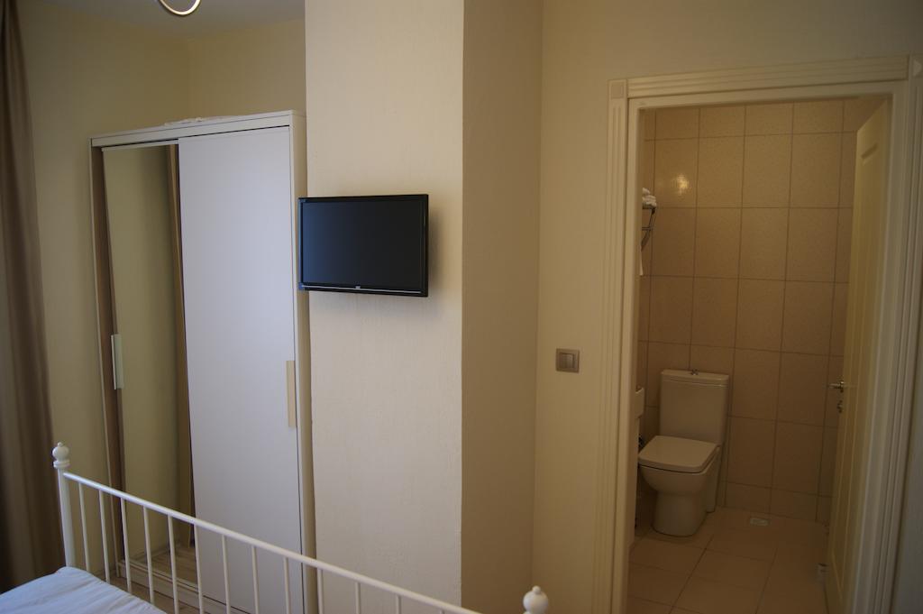 Ender Hotel (Adults Only) Ayvalik Quarto foto