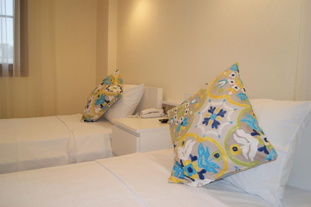 Ender Hotel (Adults Only) Ayvalik Quarto foto